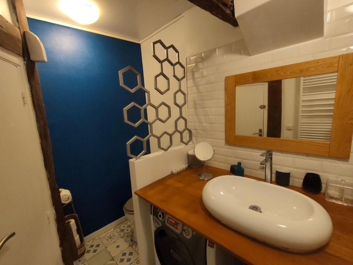 Central&nice ! 3 Bedrooms, 2 Bathrooms
